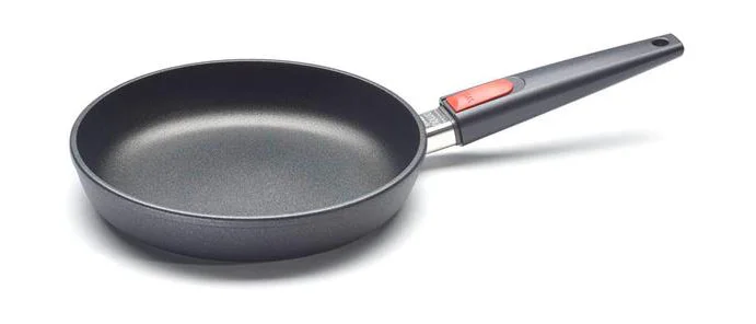 Guss-Pfanne 24 cm Titanium Nowo