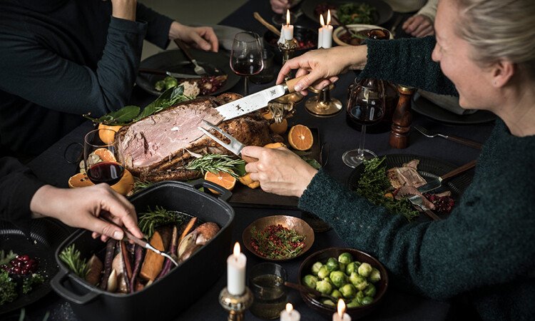 fiskars-kochtopf-pfannen-gusseisen-robust7