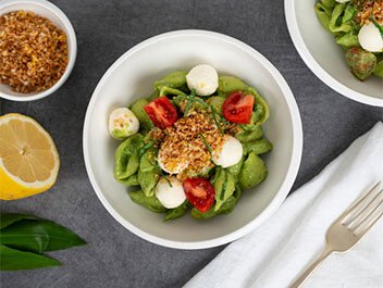 Cremiger Bärlauch Nudelsalat