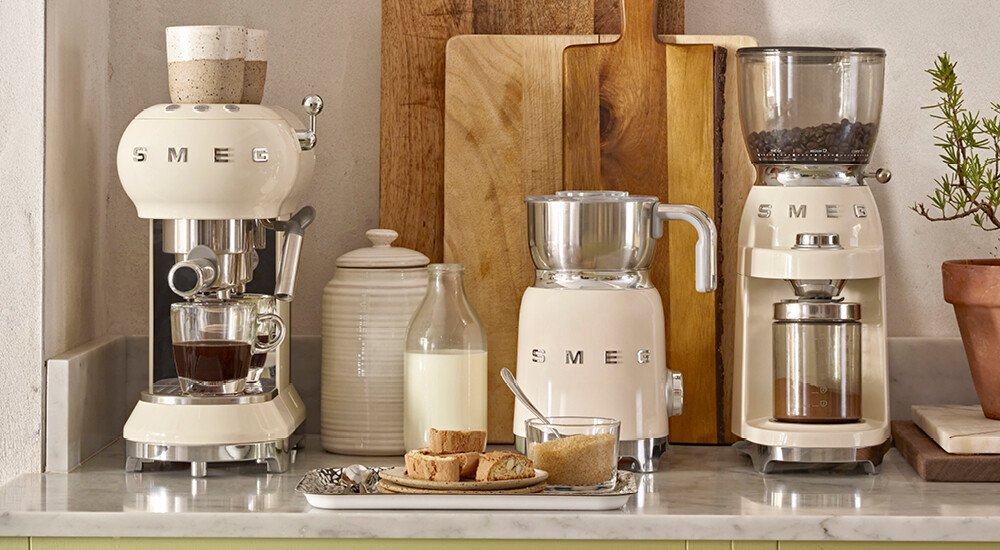 tischwelt smeg Kafeemühle Kafeezubehör Kafeeaustattung Geräte Kaffee Café Barista