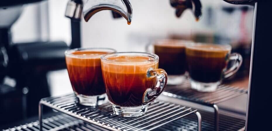 Espressotassen-Set am Kaffeeautomat