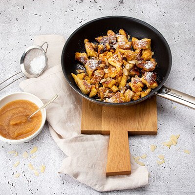 Kaiserschmarrn mit Apfelmus