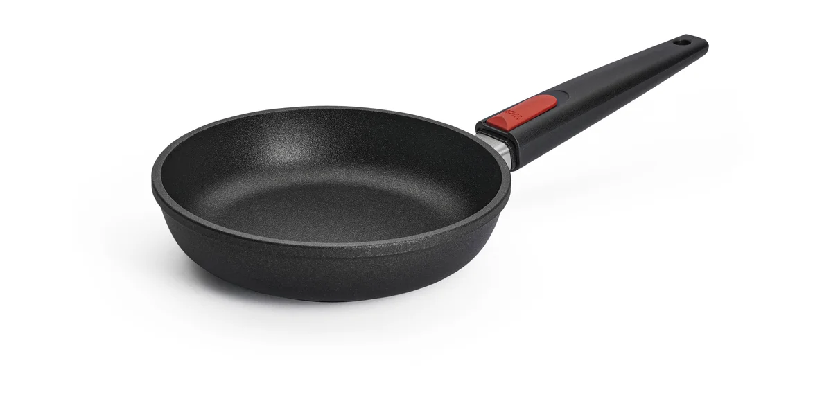 Guss-Pfanne 20 cm Titanium Nowo