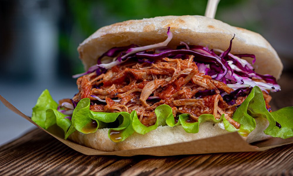 tischwelt-rezept-pulled-pork-mit-krautsalat-mehr-gemuese-weniger-fleisch-christian-verlag-
