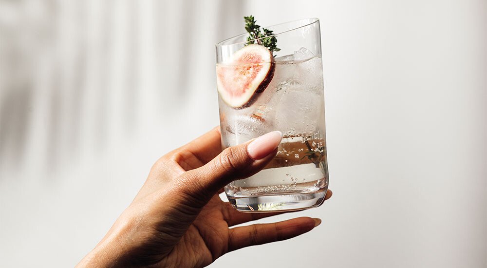 villeroy-boch-wasserglaeser-like-newmoon-gedeckter-tisch