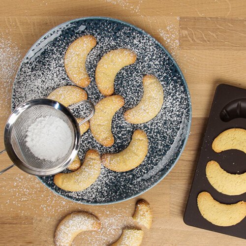 Weihnachtsbäckerei – diese Backhelfer feiern wir