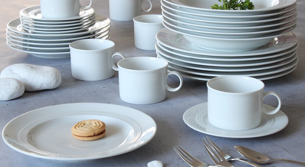 friesland-jeverland-weiss-geschirr