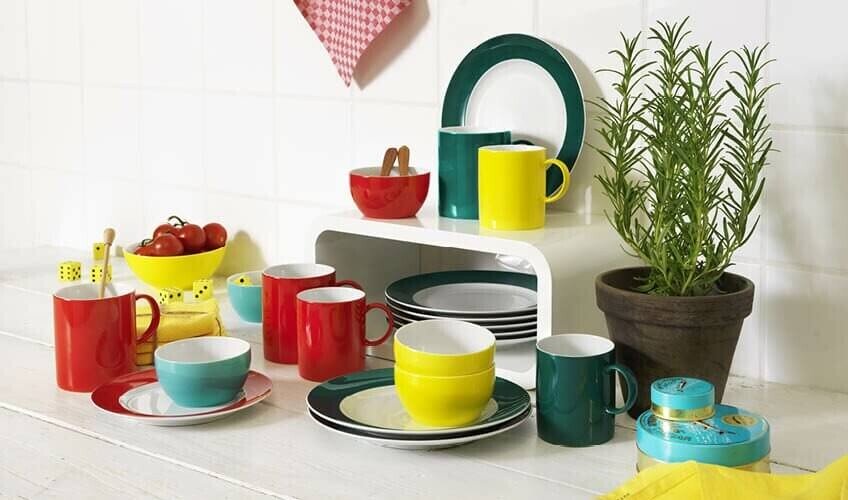 Thomas Sunny Day Teller und Tassen