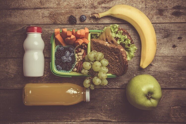 Gesundes Frühstück für Kinder.