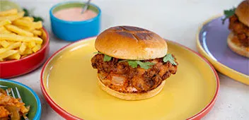 Fried Chicken Sandwich mit Kimchi