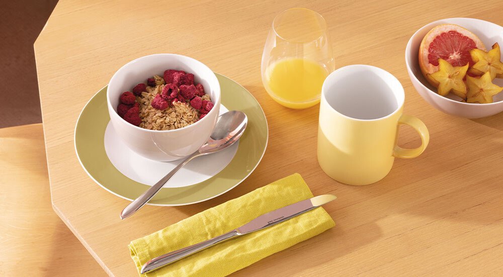 thomas-sunny-day-soft-yellow-becher-fruehstuecks-tisch