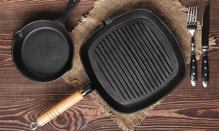 Gusseisenpfannen einbrennen