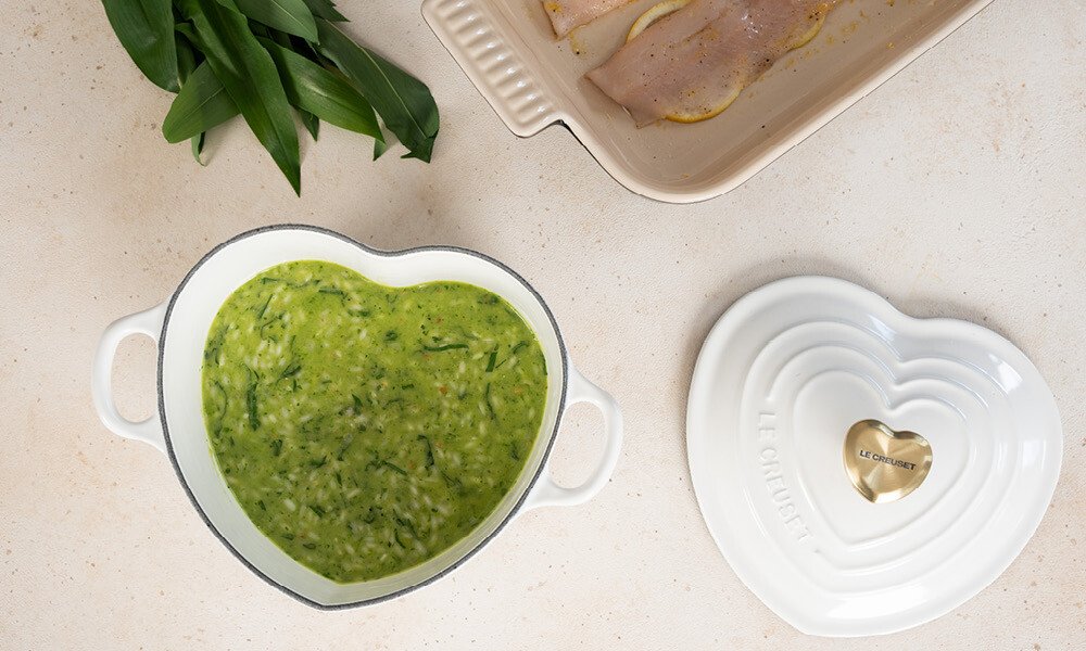 le-creuset-herz-braeter-risotto-baerlauch3