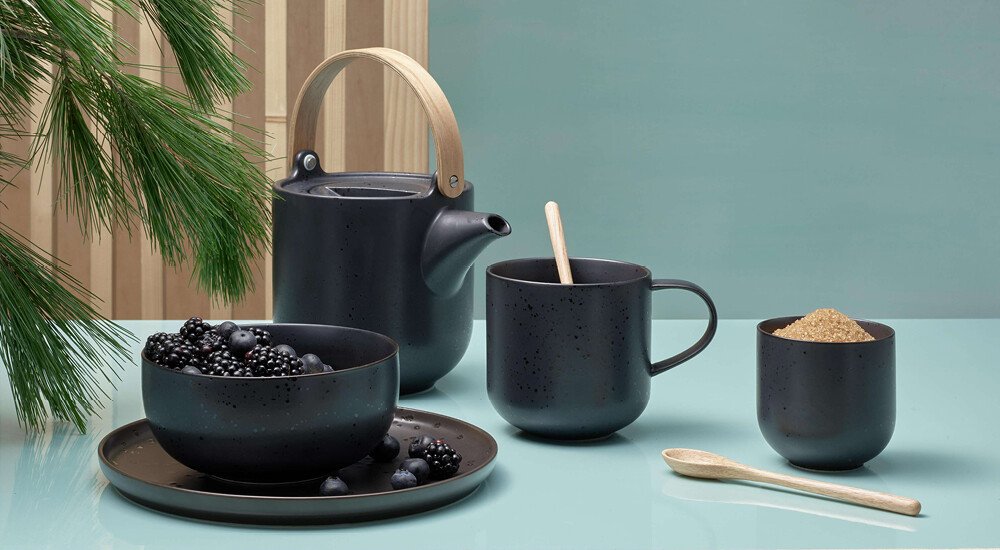 tischwelt-asa-coppa-kuro-kueche-geschirr-zubehoer-teller-teekanne-tassen-teegenuss-becher-schwarz-design-teeschalen-bowl-schale-porzellan