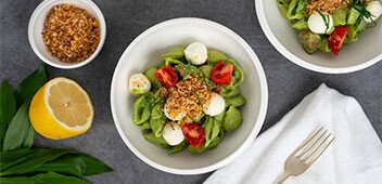 Cremiger Bärlauch Nudelsalat