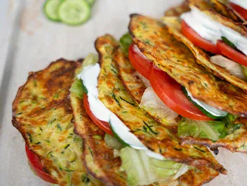 Zucchini-Käse-Wraps