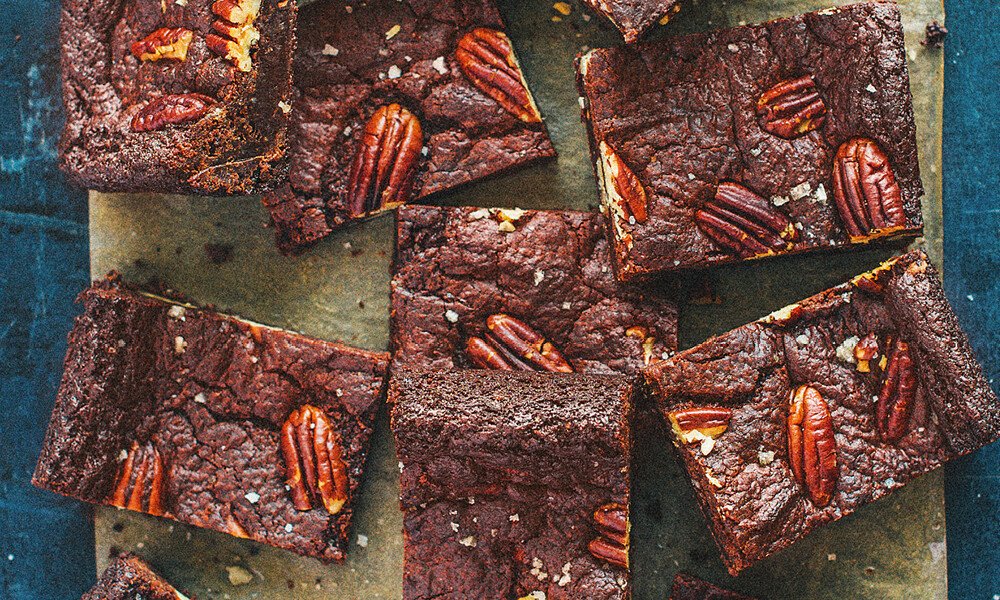 tischwelt Rezept Hölker Verlag Vegane Lieblingskuchen Pekannuss-Brownies