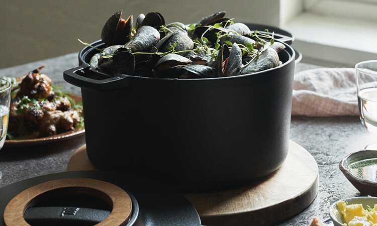 fiskars-kochtopf-pfannen-gusseisen-robust3