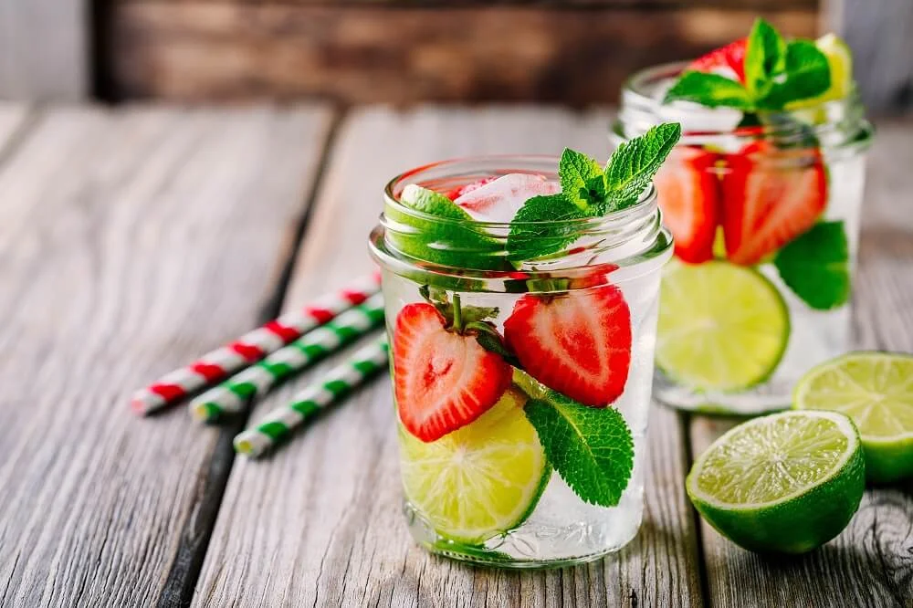 wasser-mit-obst.