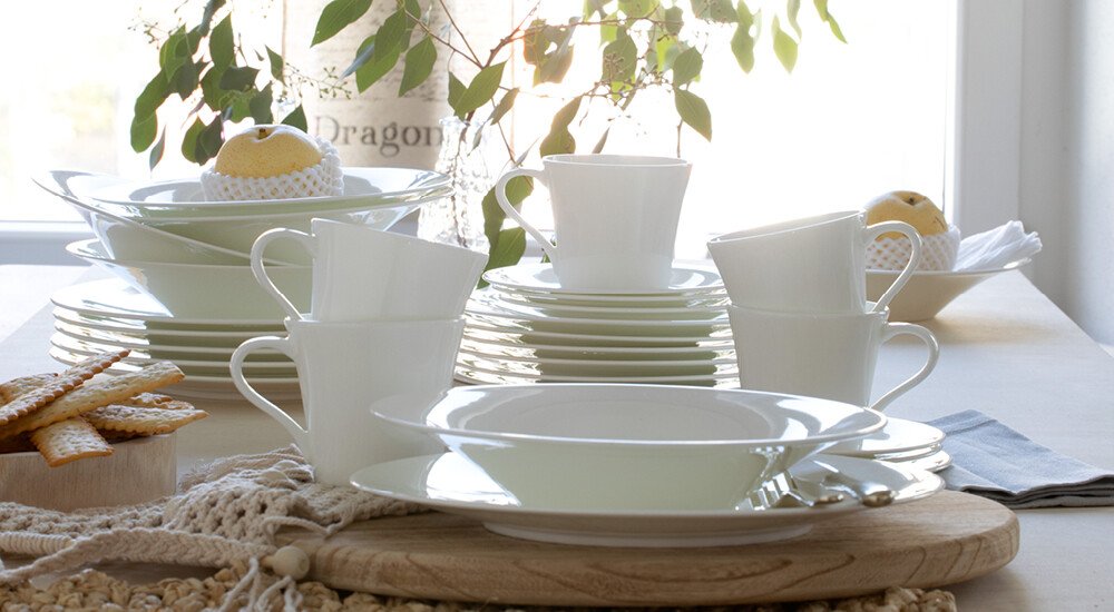 Tischwelt Hutschenreuther Maria Theresia weiß Geschirr Haushalt Tischgedeck Teller Schale Becher Porzellan