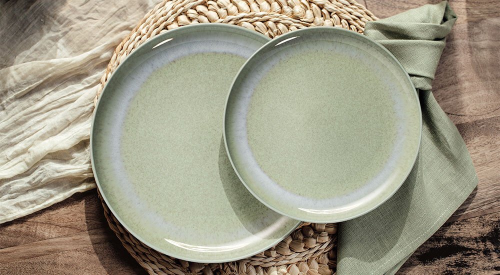 villeroy-boch-perlemor-alga-geschirr-kollektion-teller-tassen-schalen-gruen-modern