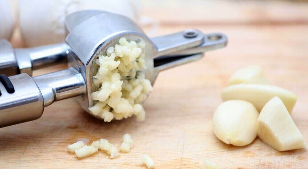 Knoblauch-pressen