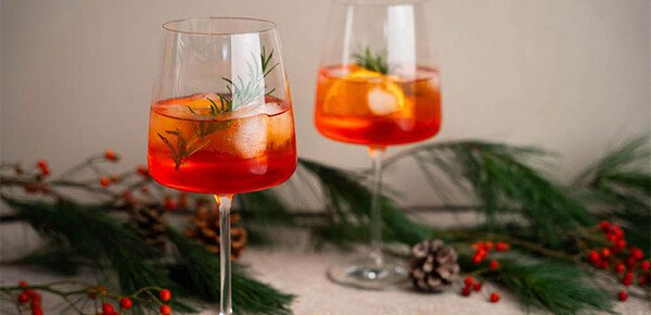 Winter Aperol Spritz