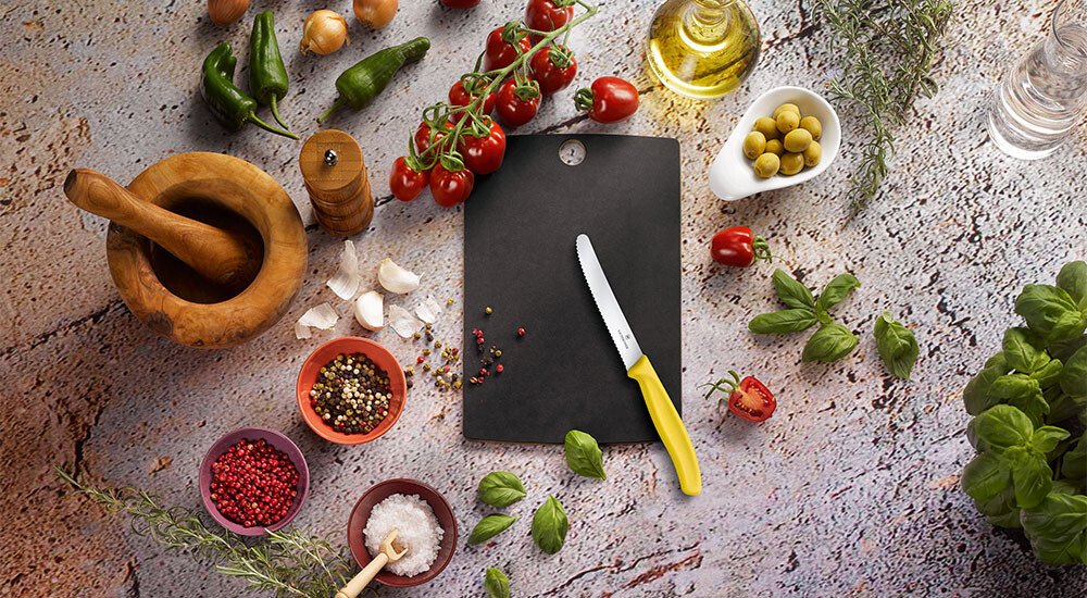 victorinox-kuechenmesser-tomatenmesser-gemuesemesser-tafelmesser-bunt-wellenschliff