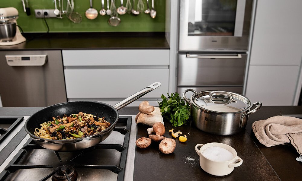 edelstahl-reinigen-tischwelt-tipps-glanz-1000x6002