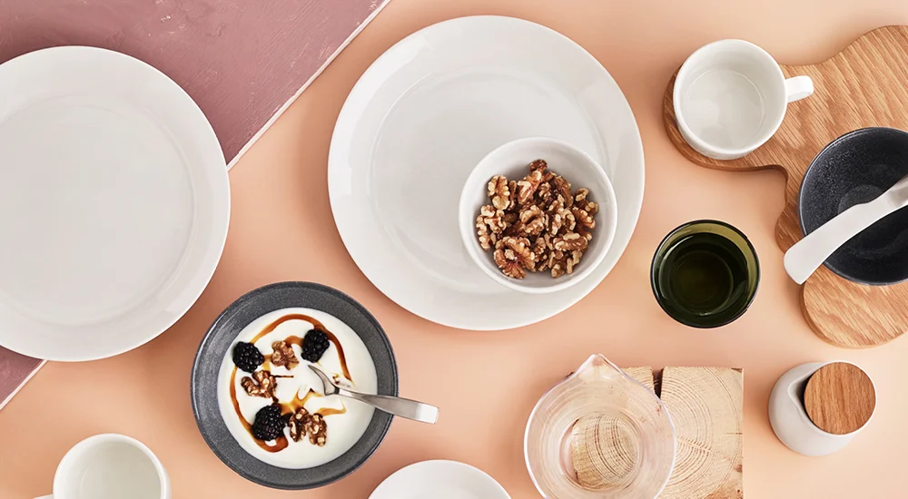 tischwelt-iittala-teema-weiss-porzellan-tasse-becher-schale-teller-krug