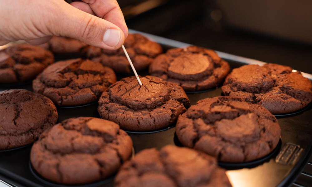 Christbaum-Muffins mit Schokolade und Kardamom - Rezepte - Magazin ...