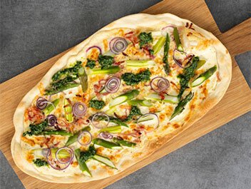 pargel-Flammkuchen mit Bärlauch-Pesto