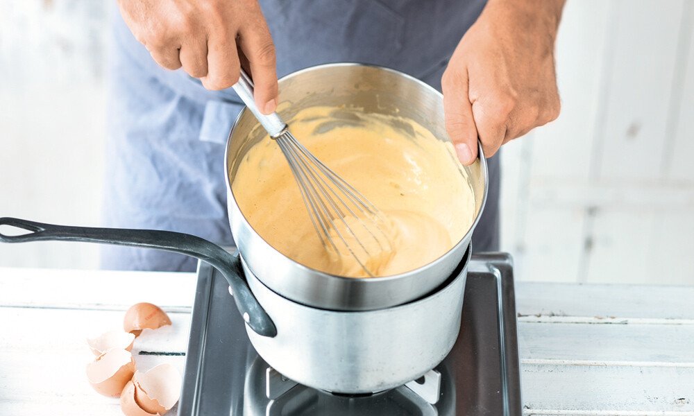 008 4 hollandaise 010 eigelb aufschlagen[701520] 1000x600px