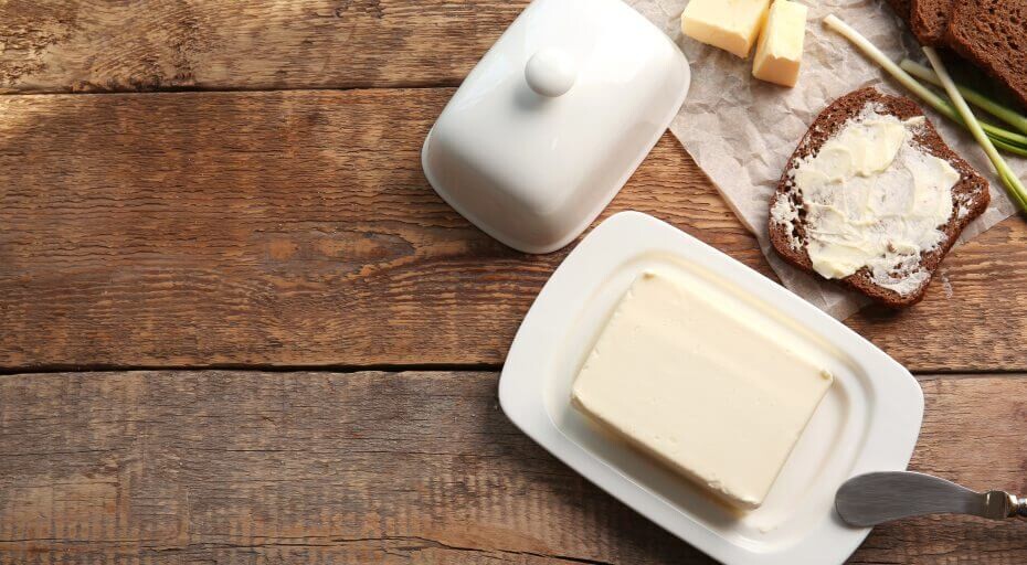 Butterdose aus Porzellan