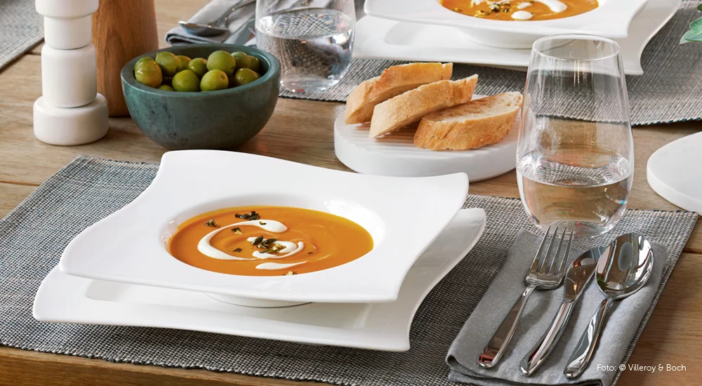 suppenteller-menue-vorspeise-zwischenmahlzeit-suppe-herbst-speisen-tischwelt