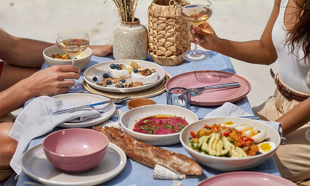 Villeroy &amp; Boch Geschirr Geschirrkollektion Perlemor Coral Sand Sommergeschirr Picknick Trend tischwelt