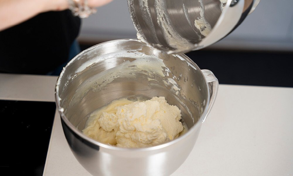 pistazien-torte-weißer-schokolade-rezept-backen-haushalt-kueche9