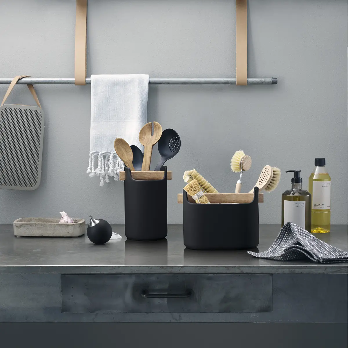 87514496_3.jpg