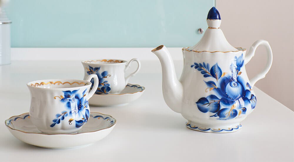 Teeservice aus Porzellan