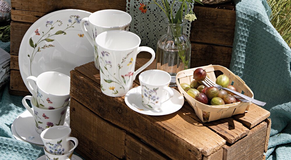 hutschenreuther-tassen-weiss-blumen-geschirr-porzellan-verspielt2
