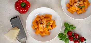 Pesto Calabrese – cremiges Paprika-Pesto mit Ricotta