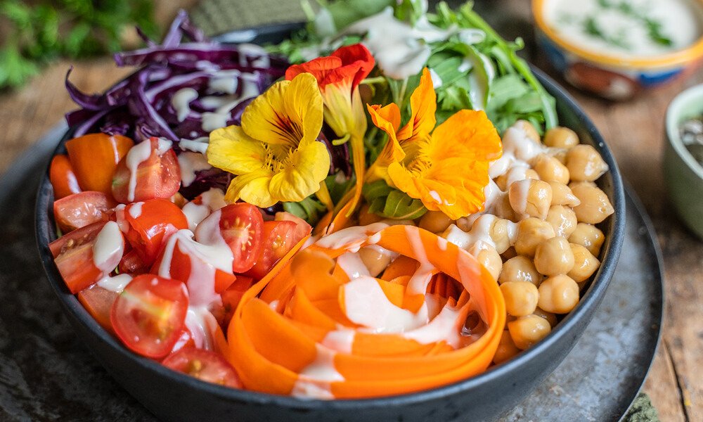 tischwelt-buch-eat-good-vegan-food-dt-collection-rainbow-bowl-1000x600