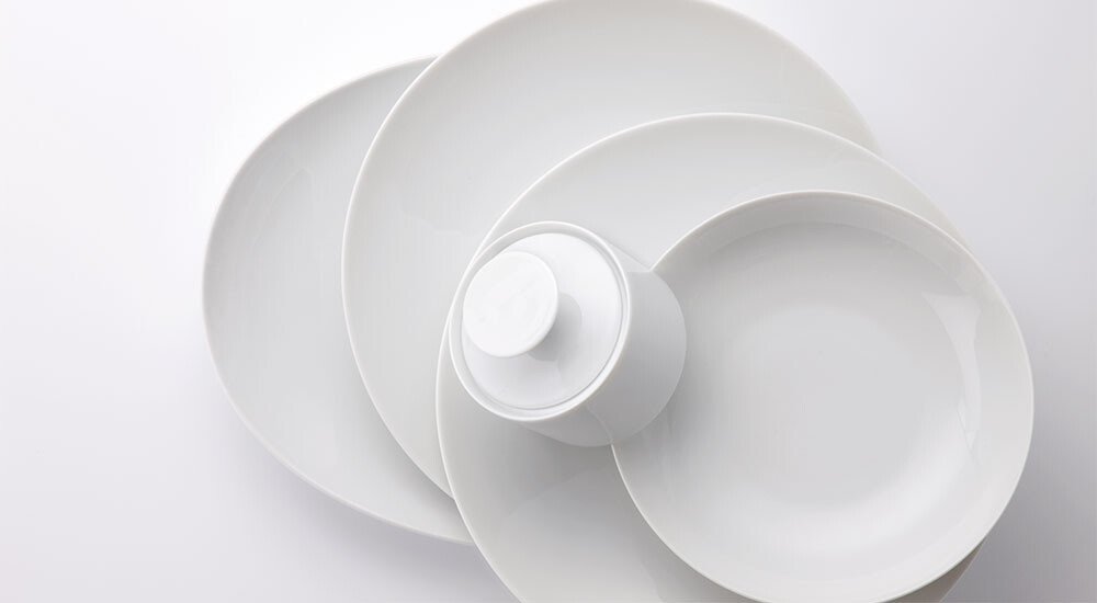 thomas-medaillon-weiss-porzellan-geschirr-serie-tee-kanne-tasse
