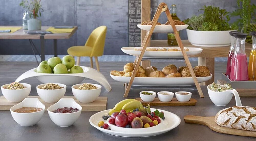 Serviergeschirr in Weiß