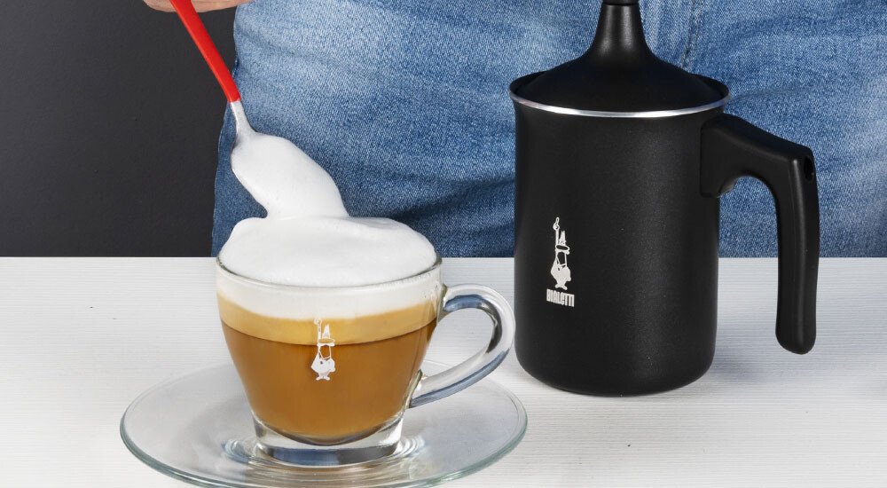 bialett-milchaufschaeumer-milchschaum-cappuccino-kaffee-crema
