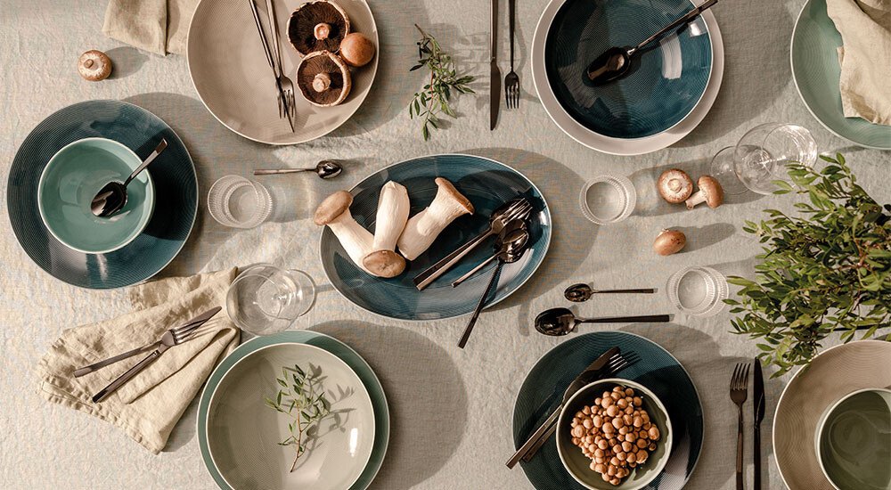 thomas-trend-colour-blau-beige-geschirr-porzellan-serie-teller-tassen-schalen