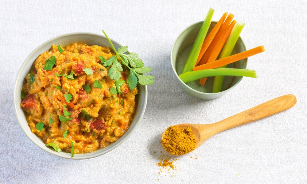 tischwelt-rezept-rote-linsen-dip-gemuese-schuessel