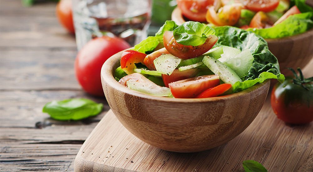 Salatschale aus Holz