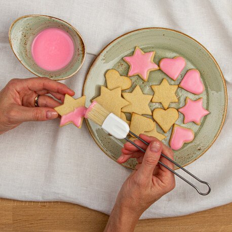 Weihnachtsbäckerei – diese Backhelfer feiern wir