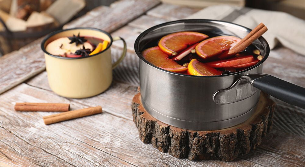 Stielkasserolle aus Edelstahl